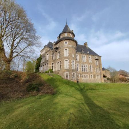 Vila Le Petit Chateau De Blier Érezée Exteriér fotografie