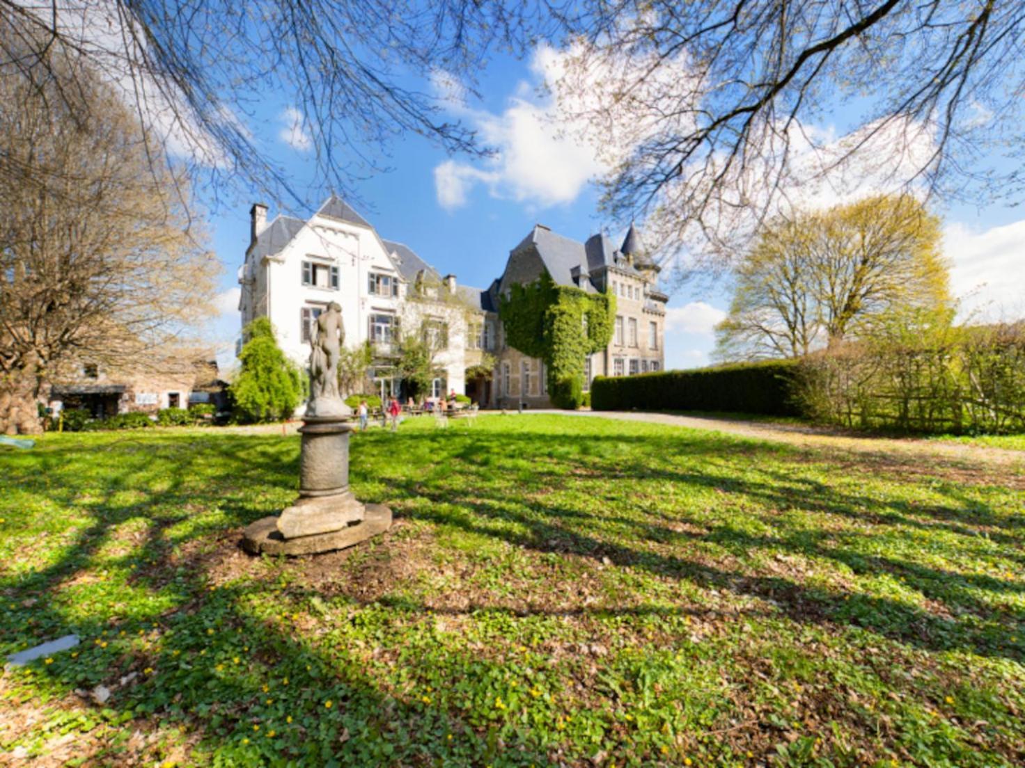 Vila Le Petit Chateau De Blier Érezée Exteriér fotografie
