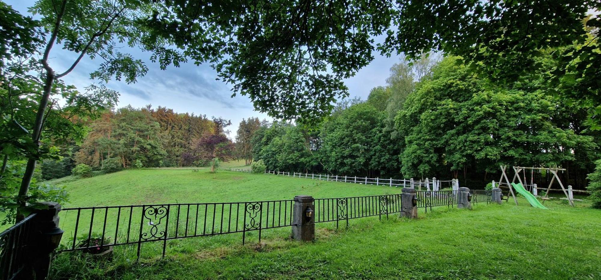 Vila Le Petit Chateau De Blier Érezée Exteriér fotografie